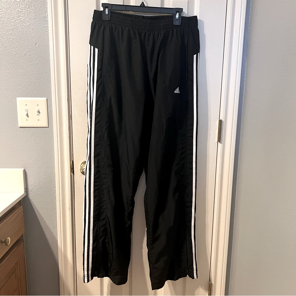 adidas Men’s Jogger Size Large- Black Clima360
